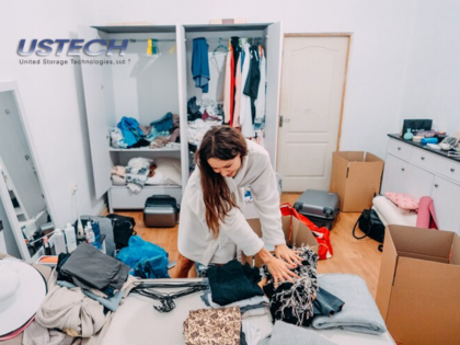 foldable-luggage-racks-are-game-changer-for-airbnb-hosts-and-hotels